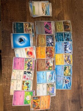 Mixed Pokémon TCG Card Lot - Colorful Assortment 50 cards-D